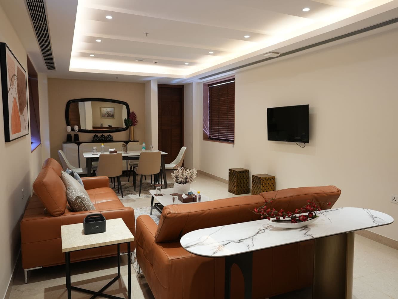 Retiring rooms for Guests at Annekaa Heights, Vrindavan Retiring rooms for Guests at Annekaa Heights, Vrindavan
